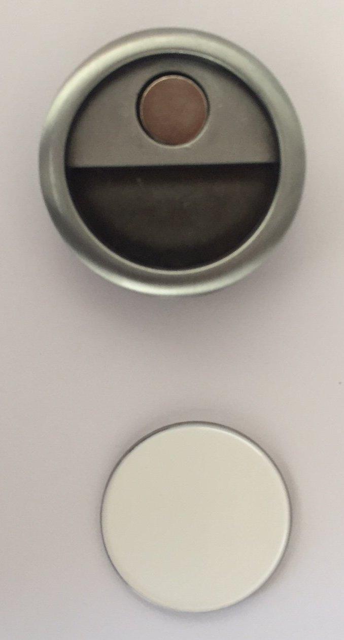 Marca con clip para gorra